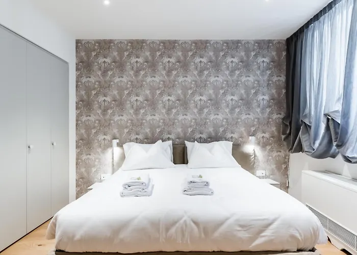 Charming In Palazzo San Giorgio Apartment