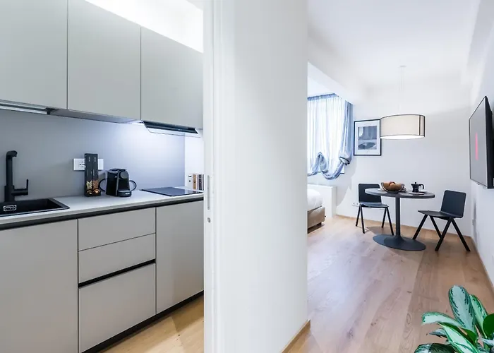 Charming In Palazzo San Giorgio Apartment