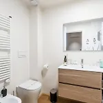 Charming In Palazzo San Giorgio Appartement *
